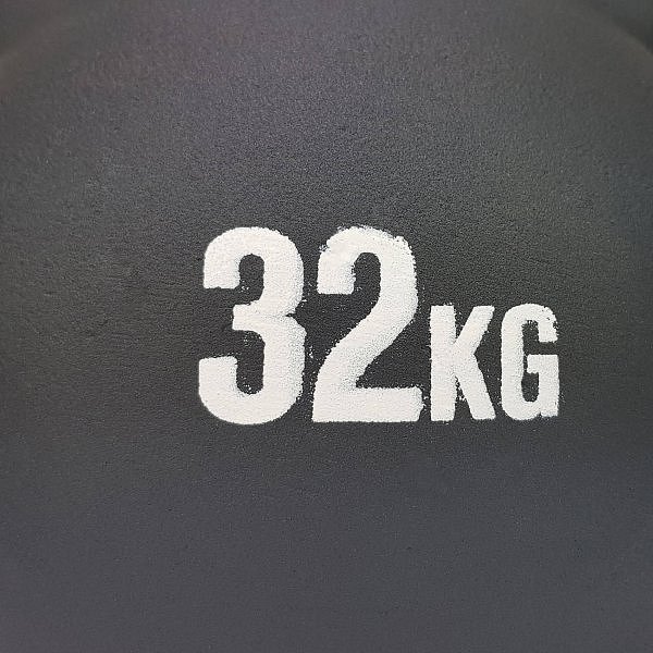 Kettlebell ocelový 32kg TUNTURI Competition
