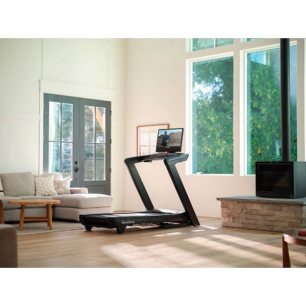 Běžecký pás NORDICTRACK Commercial 2450