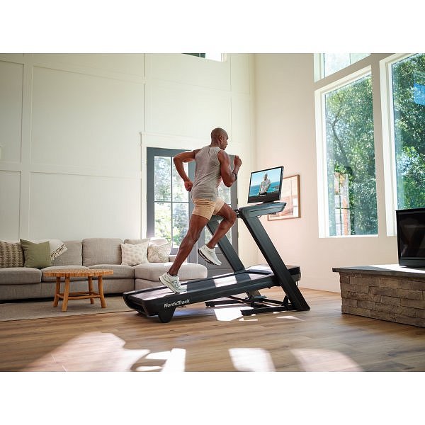 Běžecký pás NORDICTRACK Commercial 2450