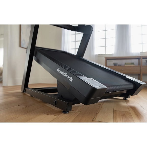 Běžecký pás NORDICTRACK Incline Trainer X16